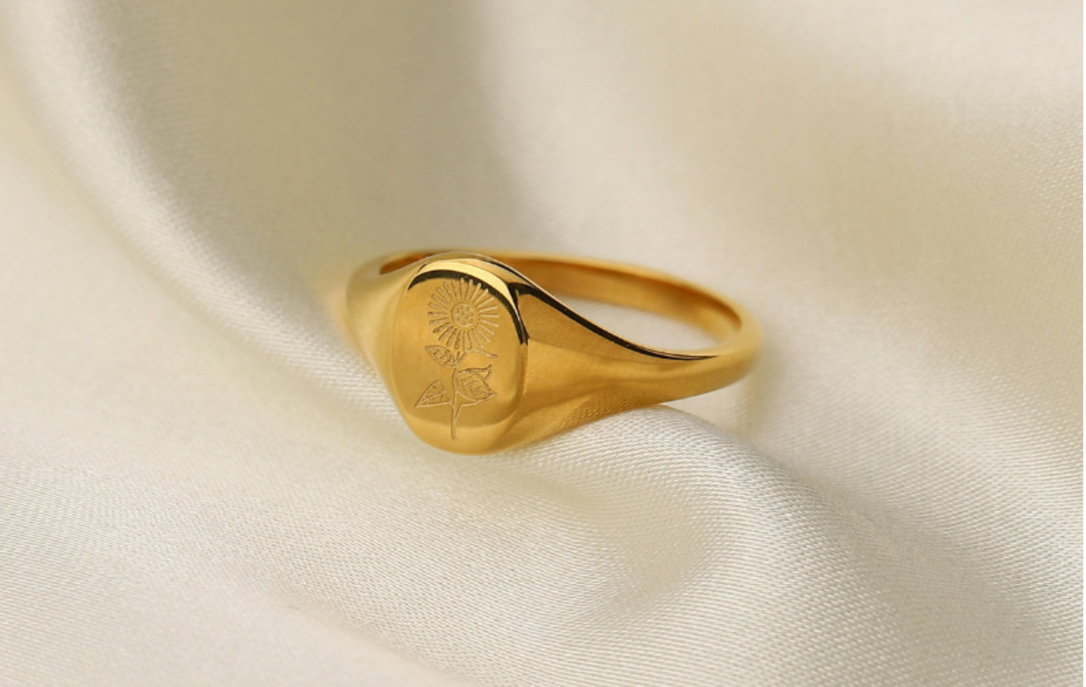 anillo de acero inoxidable con flor de sol de modapicture10