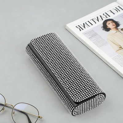 New Style Diamond-Encrusted Double Oval Glasses Case with a High-End Feel, Portable Anti-Pressure Sunglasses Case, Myopia Glasses Storage Box Wholesale (Sun visor rearview mirror) - hotfix-rhinestone-double-oval-eyeglass-case-white-rhinestones