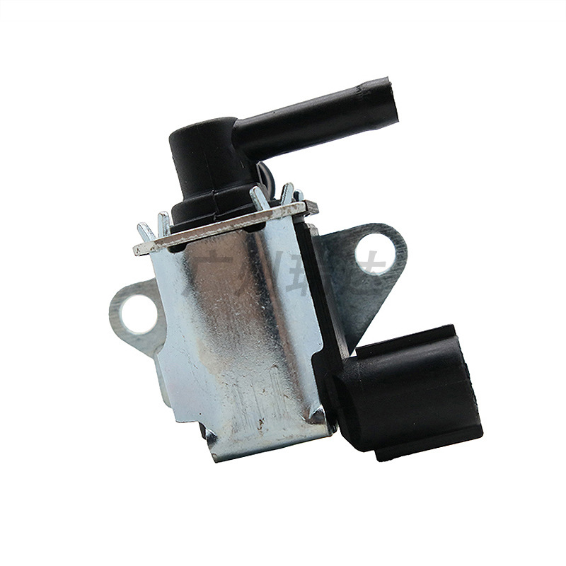 Aplicable a la válvula solenoide del tanque de carbono de Honda K5T46680   36162 - PNC - 005