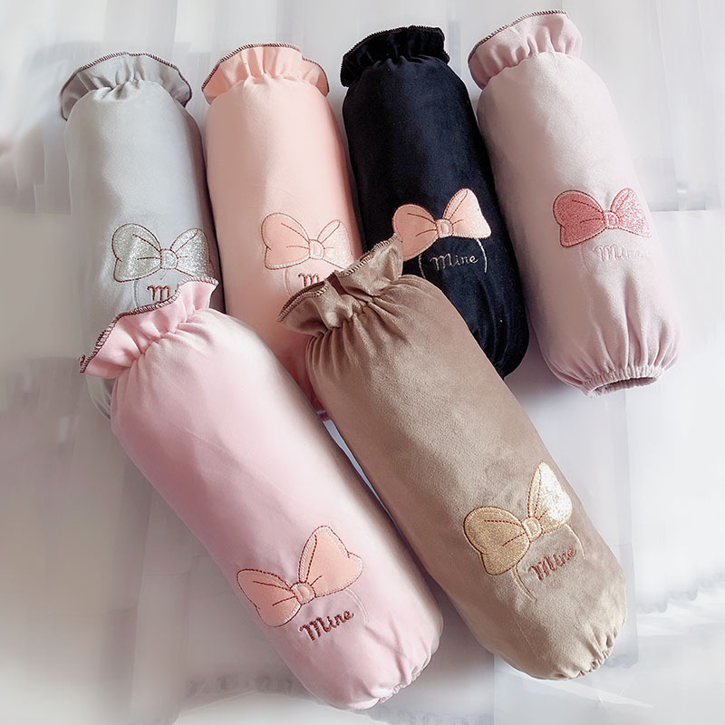With bow, long
