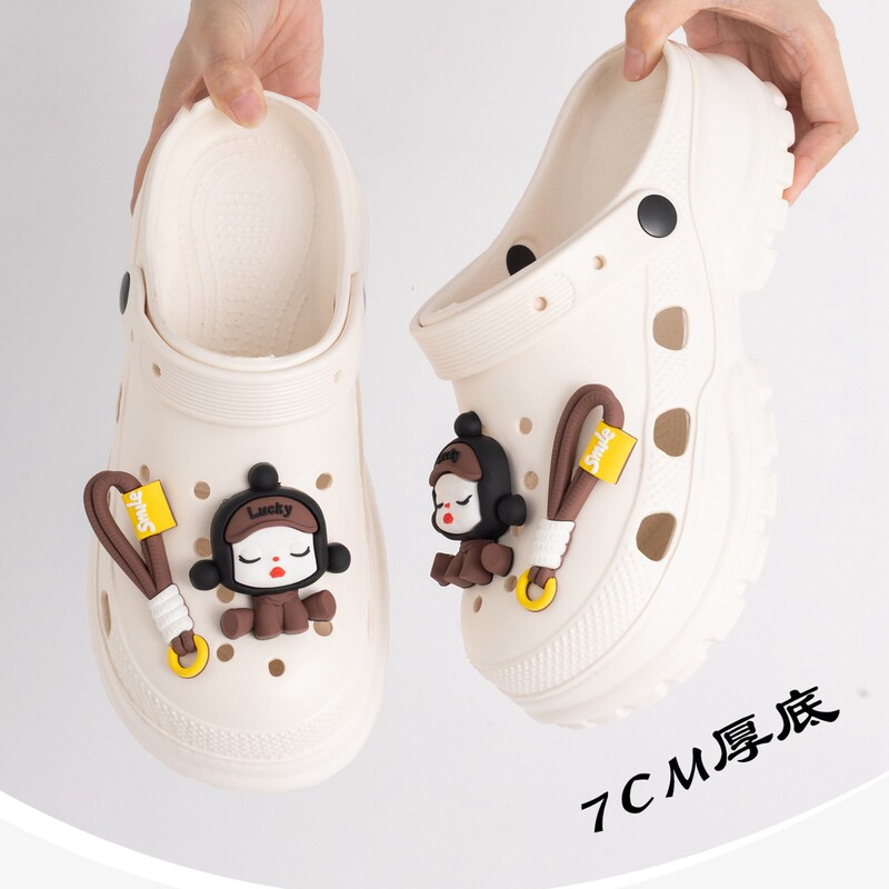 E-commerce cute cartoon women's hole shoes EVA travel camping dual-purpose slippers thick-soled casual beach shoes women's shoes