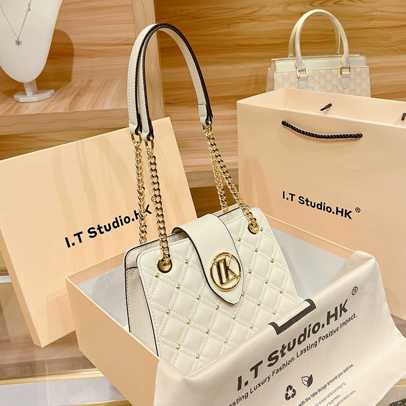 Genuine Leather Quilted Chain Shoulder Bag For Women Versatile_voghion.com