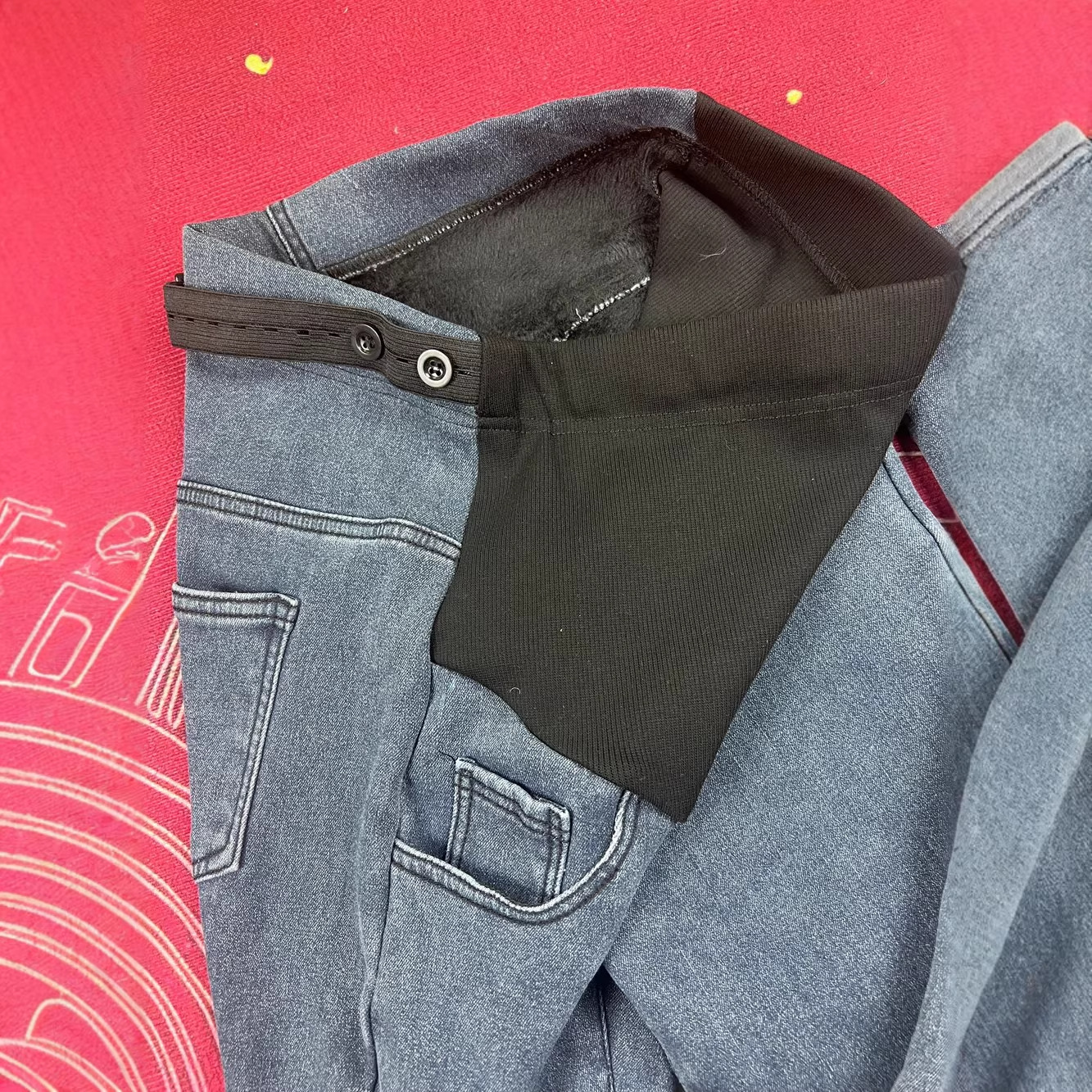 Guangxi Yulin Maternity Pants Manufacturer Customizes Denim Knit Maternity Pants of Various Types, Source Factory Accepts Online Orders