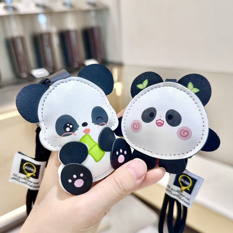可爱皮革熊猫钥匙扣可爱卡通创意抱竹皮质轻奢情侣包包挂件小礼品|undefined