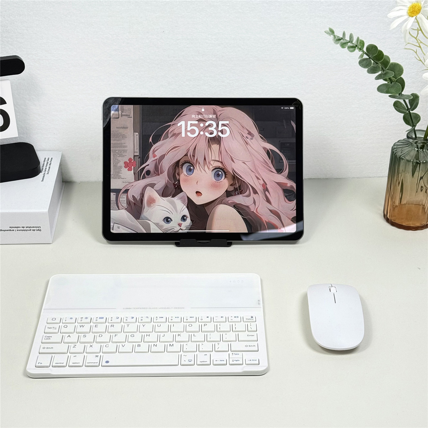 신상 그레이 애니메이션 디자인 【10.9inch】 + 미니 거치대 + 펄 화이트 키보드 + 마우스