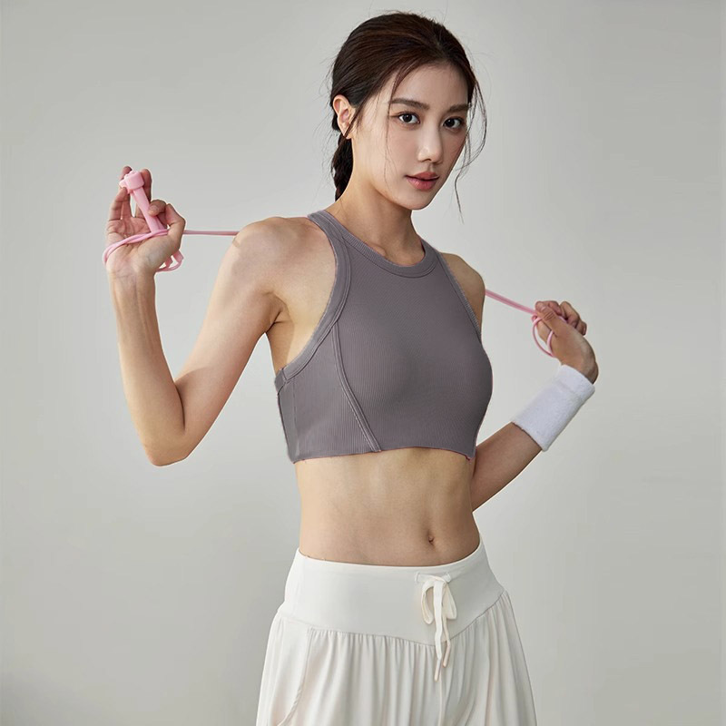 防震運動下着女性夏一体カップ通気外着ランニング美背ヨガ服ベストフィットネスブラジャーセット