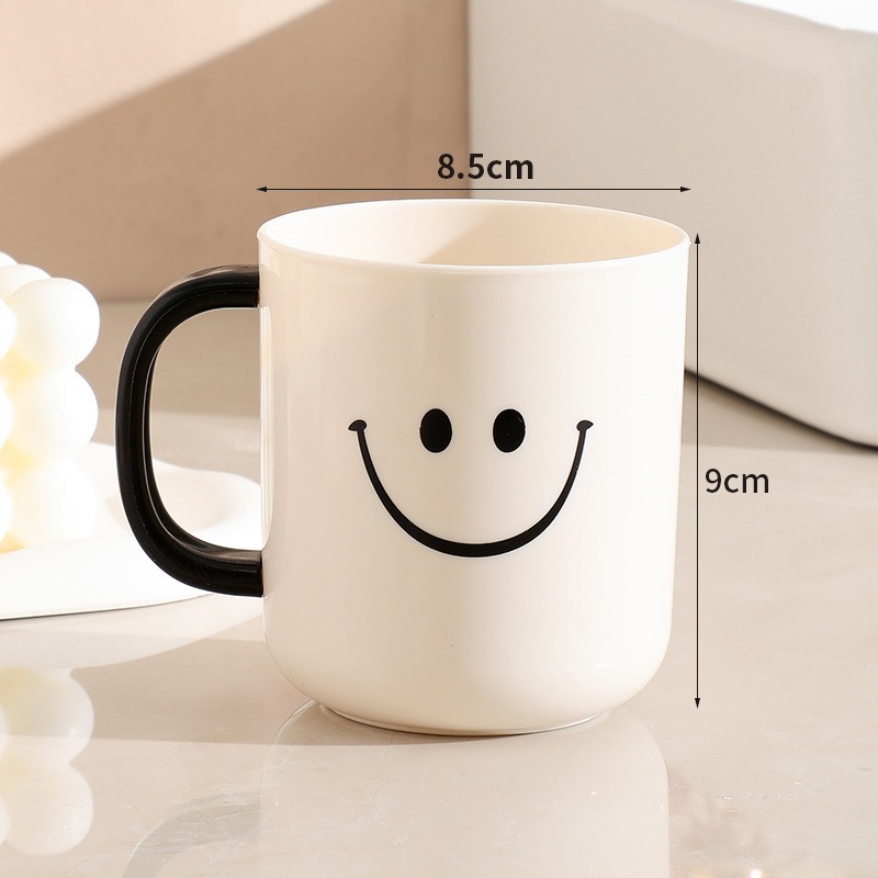 Taza de enjuague bucal con cara sonriente estilo ins taza de cepillo de dientes lindo para el hogar taza de lavado de pareja de niños simple creativa taza de tanque de dientes