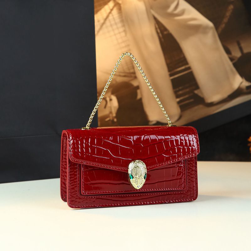 Genuine Patent Leather Light Luxury Shiny Crocodile Pattern Snake Head Bag Accordion Bag New Wedding Bag Hand-Held Shoulder Crossbody Small Square Bag Genuine Patent Leather Light Luxury Shiny Crocodile Pattern Snake Head Bag Accordion Bag New Wedding Bag Hand-Held Shoulder Crossbody Small Square Bag