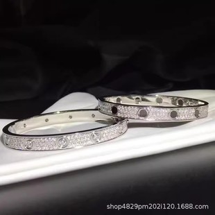 �����18Kõ���M�������C��ᔌ��M荕r����Ů����H�Y��С���L