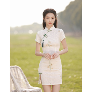 ��ɫ����С�����¿�2024�ļ��������p����|С������ŮС���Ӷ̿�