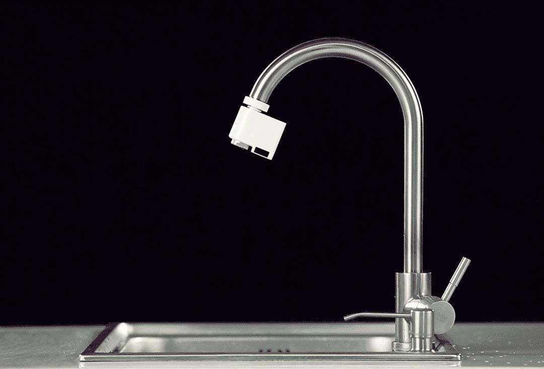 Xiaoda Sensor Water-Saving Device for Kitchen and Bathroom, Smart Charging Aerated Water Valve, Splash-Proof Infrared Faucet