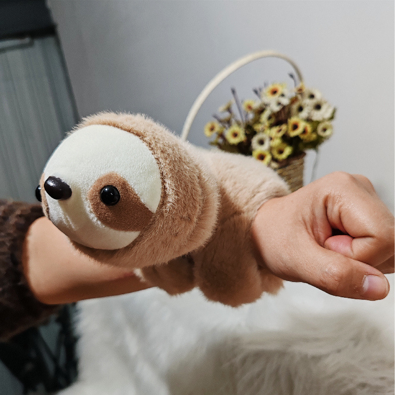 Pulsera de peluche de capibara con cola que se mueve, juguete de peluche de capibara, pequeño colgante, venta al por mayor