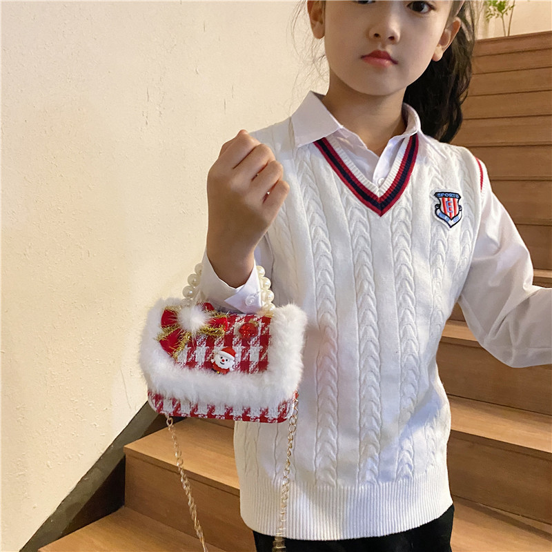 Mini moda para niñas bolso de cambio de perlas 2024 nuevo patrón de moda coreana bolso de ropa infantil