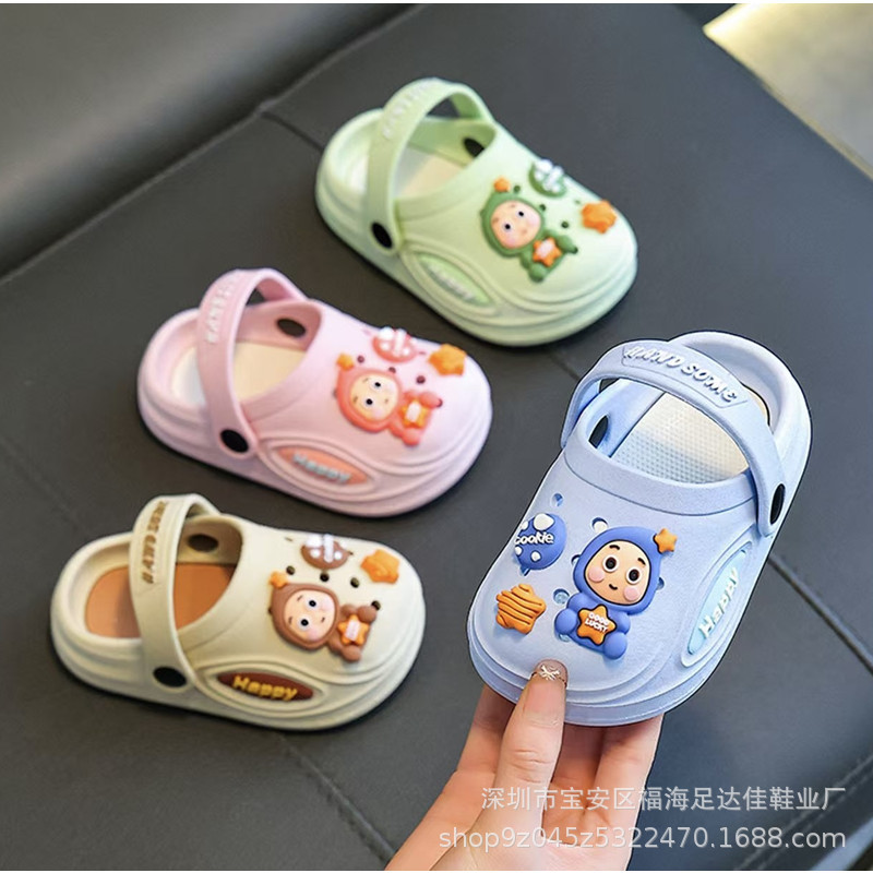 2026 New E-Commerce Children's Closed-Toe Shoes, Lightweight, Soft, Non-Slip, Dual-Purpose Cartoon Clogs, Wholesale from Manufacturer