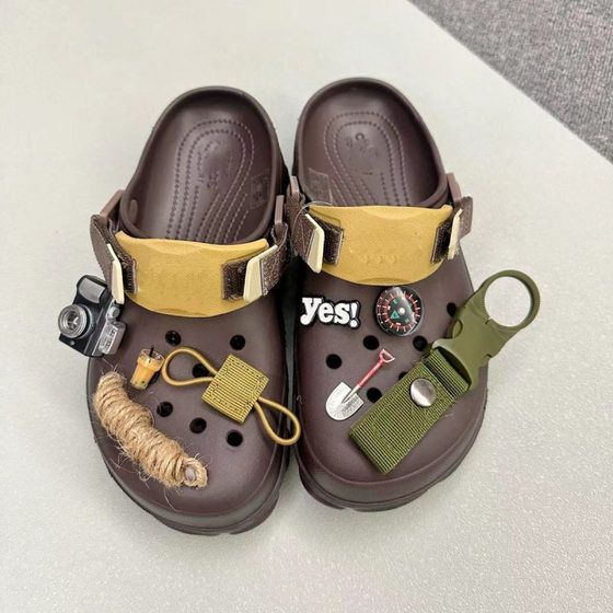 New Croc Shoes DIY Accessories Trendy Cool Camping Camera Decoration Accessories Removable Shoe Buckles Trendy Men's Style