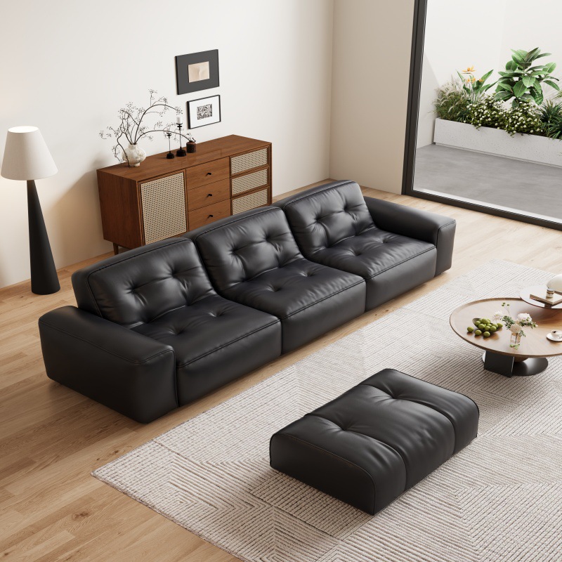 Italian-Style Black Leather Sofa, Minimalist Living Room Genuine Leather Sofa, Retro Small Apartment Simple New Straight-Row Black Sofa