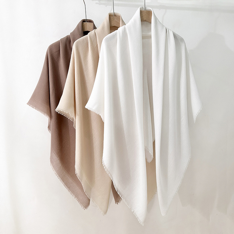 Artístico simple toallas de gaze exterior protector solar elegante chal coreano damas de color sólido cuadrado corto bordado bufandas temperament