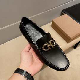 新款跨境豆豆鞋男士真皮2025懒人鞋潮牌英伦休闲套脚一脚蹬乐福鞋