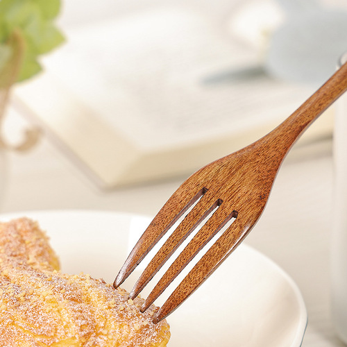 Japanese and Korean ins style wooden knife, fork and spoon, instant noodle fork, household custard spoon, fruit dessert fork and spoon three-piece set