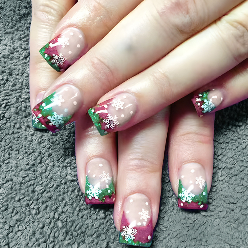 [Christmas] Short Square Nails Christmas Nail Art Color-Blocking Press-On Nails Red and Green Glitter Snowflake Christmas Elements Fake Nails