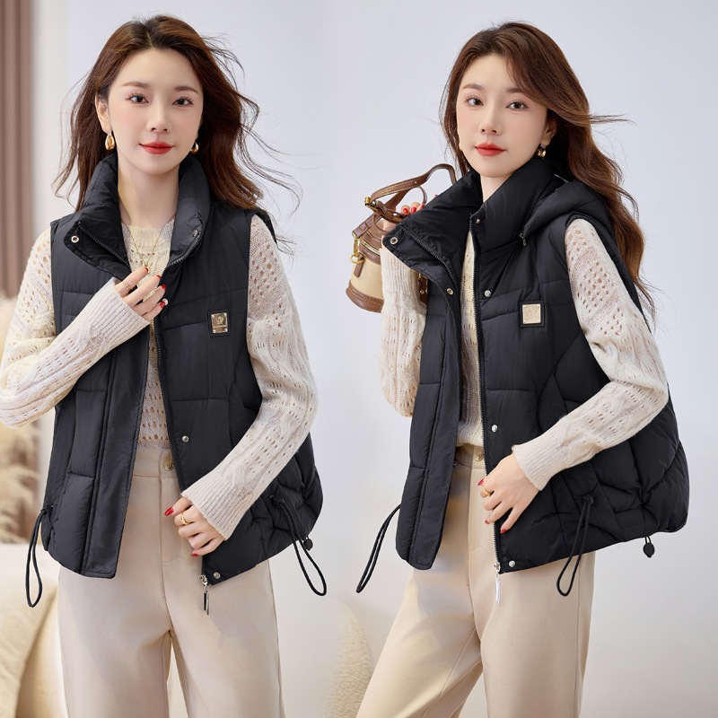 Chaleco de algodón para mujeres otoño y invierno de 2025, estilo corto encapuchado, ocio suelto y grueso, calentamiento exterior, hombros image 8