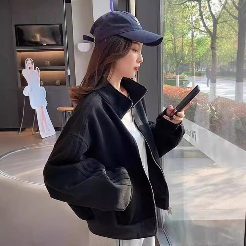 Short Sports Coat Women's 2024 Spring and Autumn New Sweater Casual Slim Jacket Cardigan Top Loose All-match