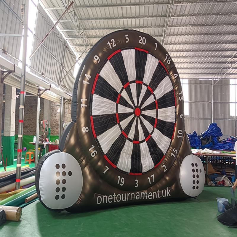Fun sports equipment, inflatable playground equipment, inflatable models, 100-shot dartboard.