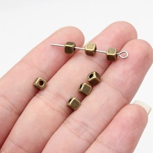 4x4x4mm 0.32g ����ͭɫ ŷ������ ����С�����λ��