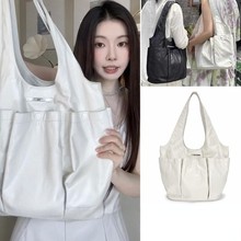 一枝南南同款韩国韩系学院高颜值百搭通勤单肩皱纹口袋设计托特包