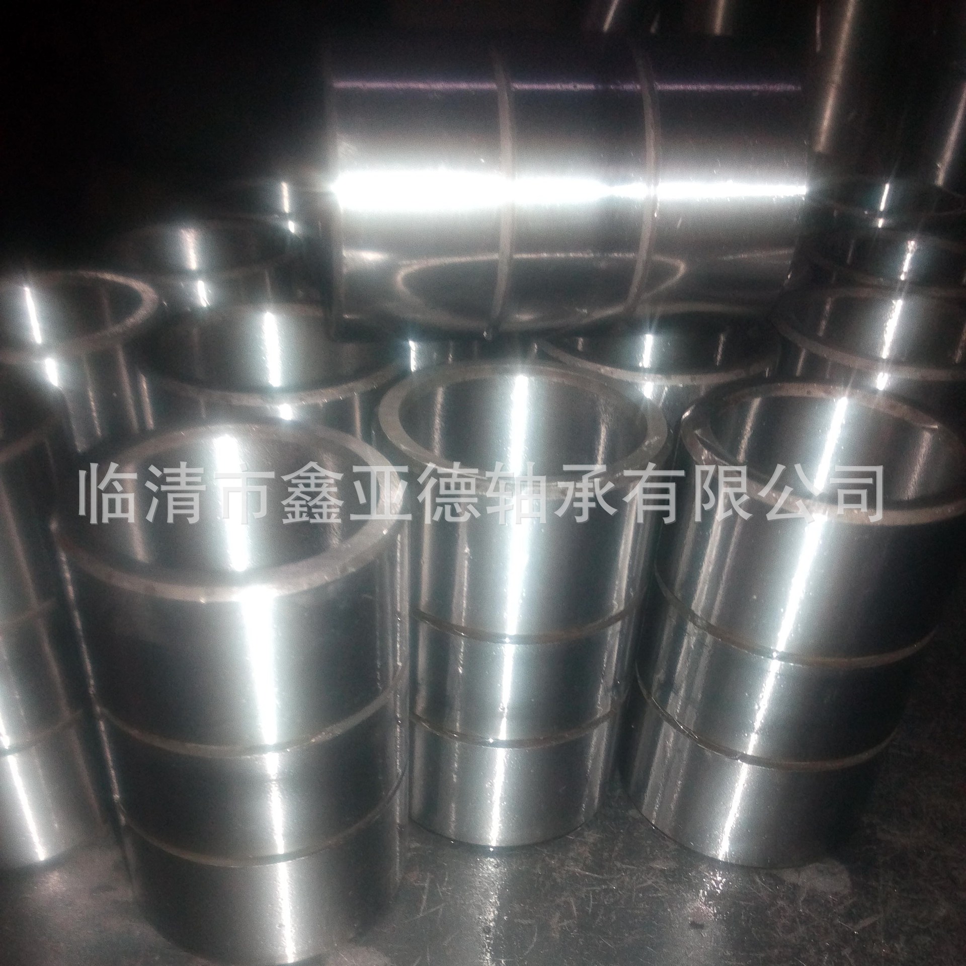 山东厂家生产销售定做 各种 轴套 钢套 铁套  51x75x92