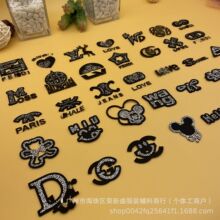 Ů�b�l�ݾ�� C���p��ˮ荶๤ˇ���m��Ьñ���ֲ���ˮ�����֠C�D