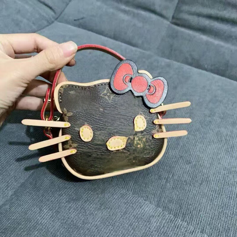 Light Luxury New Cartoon-Style Exquisite Crossbody Mini Bag Versatile Handbag Kt Cat Coin Purse Retro Portable Earphone Case Light Luxury New Cartoon-Style Exquisite Crossbody Mini Bag Versatile Handbag Kt Cat Coin Purse Retro Portable Earphone Case