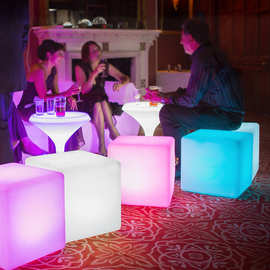 led发光凳子户外活动装饰立方体挂灯酒吧桌面氛围夜灯七彩方块灯