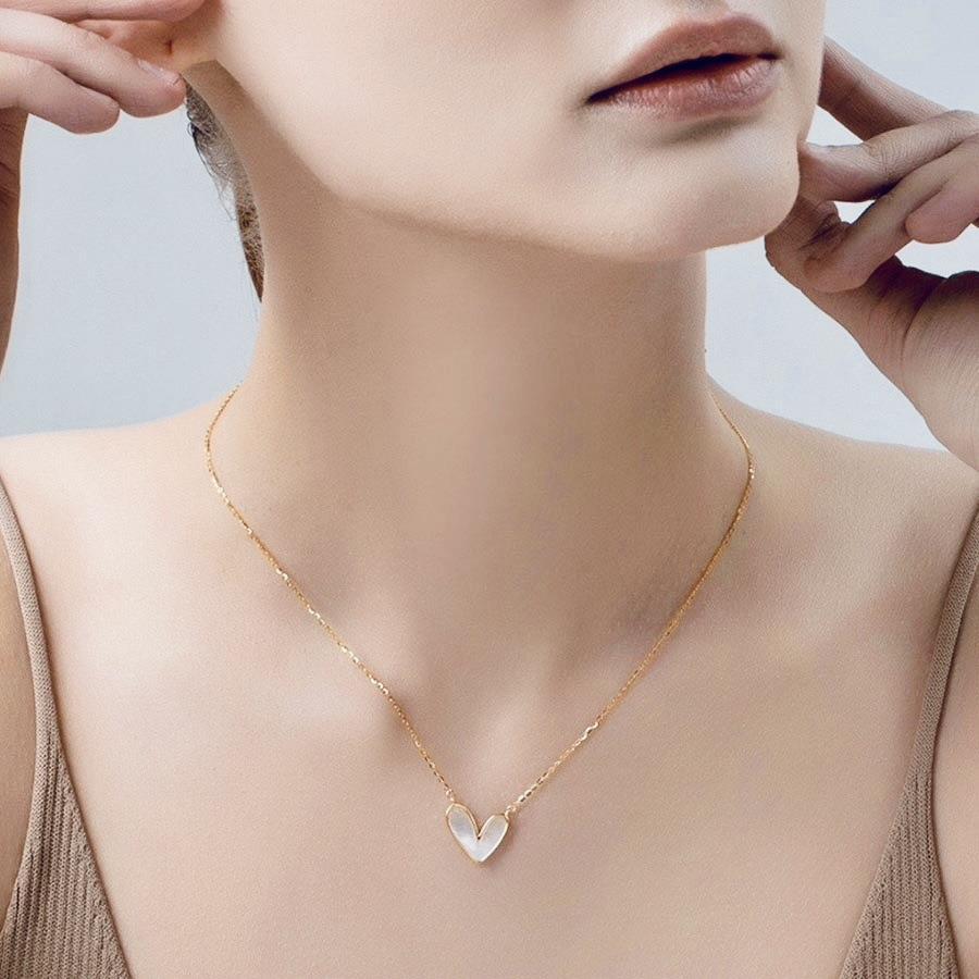 1 Piece Lady Heart Shape Titanium Steel Plating Pendant Necklace display picture 2