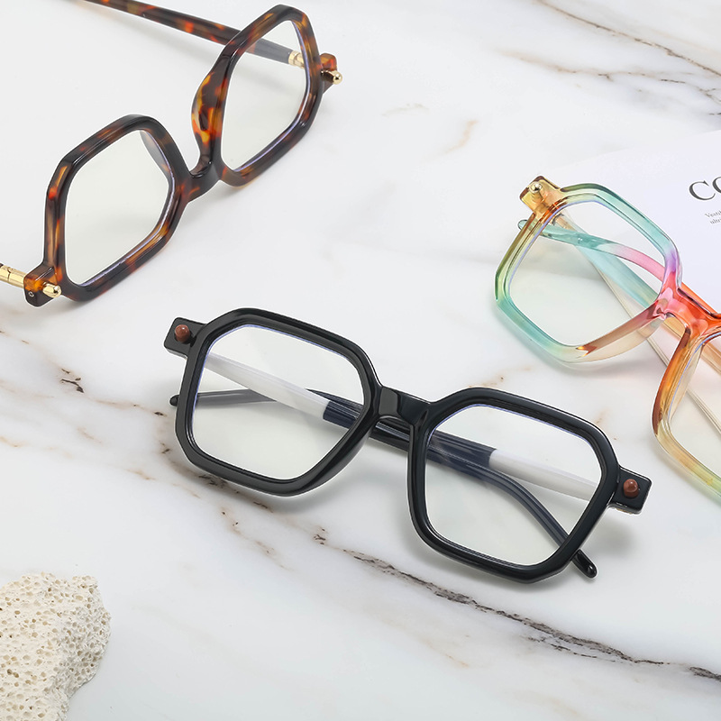 Elegant Minimalist Square Frame Sunglasses For Women Uv Protection_voghion.com