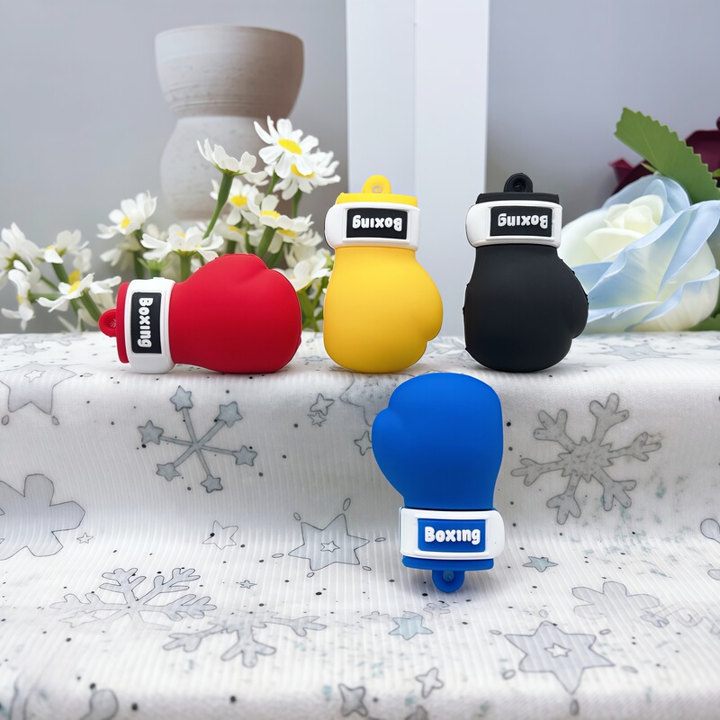 Simulated Boxing Glove Keychain Pendant, Mini Boxing Glove Figurine Accessory, Small Gift, Wholesale in Stock