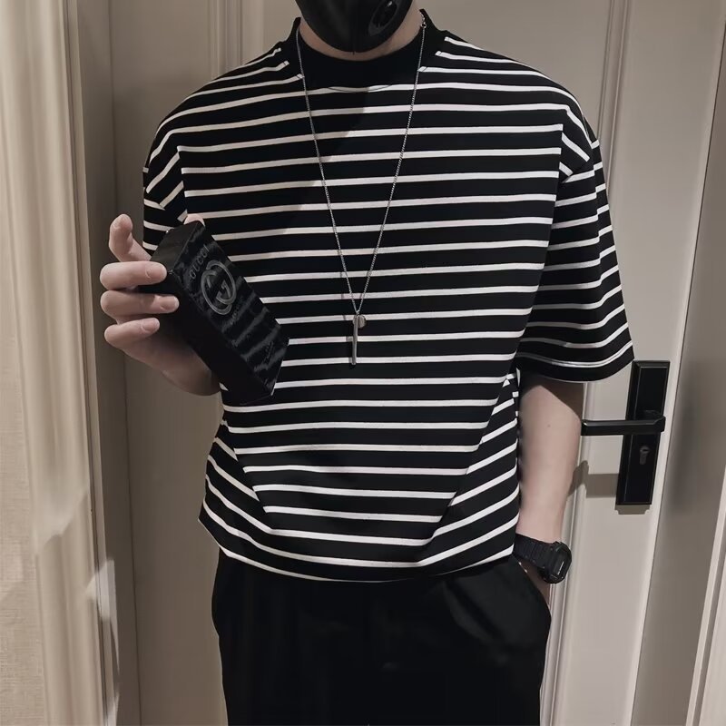 올 매치 반팔 남성 티셔츠 여름 새로운 느슨한 한국식 트렌디 한 스트라이프 반 터틀넥 반소매 트렌디 티셔츠