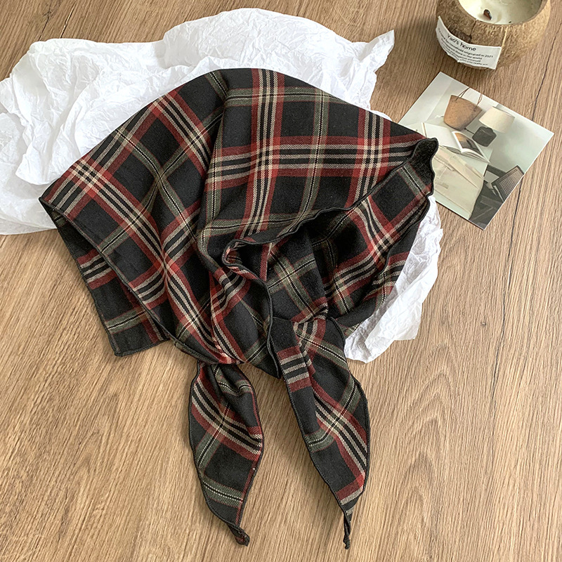 Bufanda triangular babero nuevo estilo retro azul marino pañuelo de seda a cuadros de alta calidad