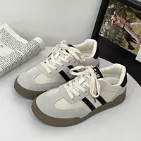Retro white shoes for leisure, (Physicals)