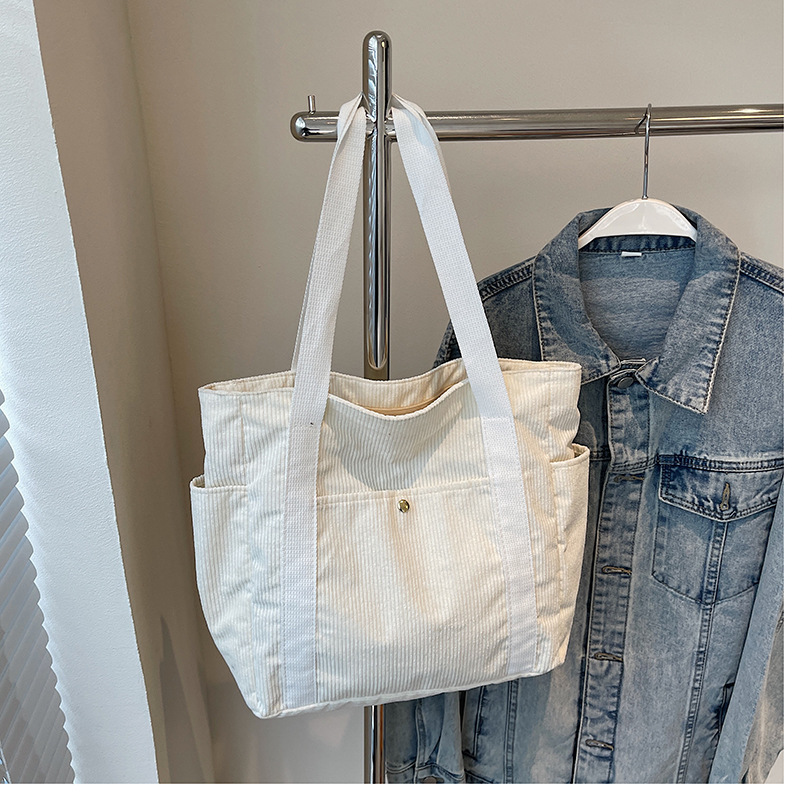 Bolso de veludo 2024 otoño y invierno nuevo estilo coreano versátil bolso de ocio bolso de hombro único bolso de brazo bolso especial