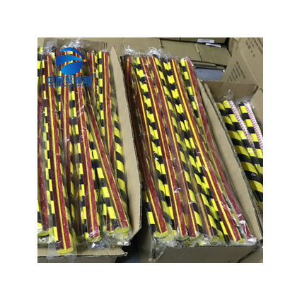 厂家批发PU防撞条聚氨酯工业圆形护角 车库防撞海绵贴 黑黄保护条