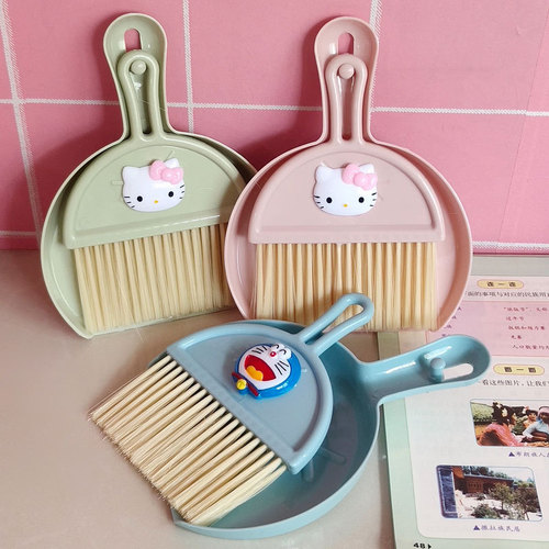 Children's desktop small broom and pan set household small broom internet celebrity mini plastic small handle soft hair combination student