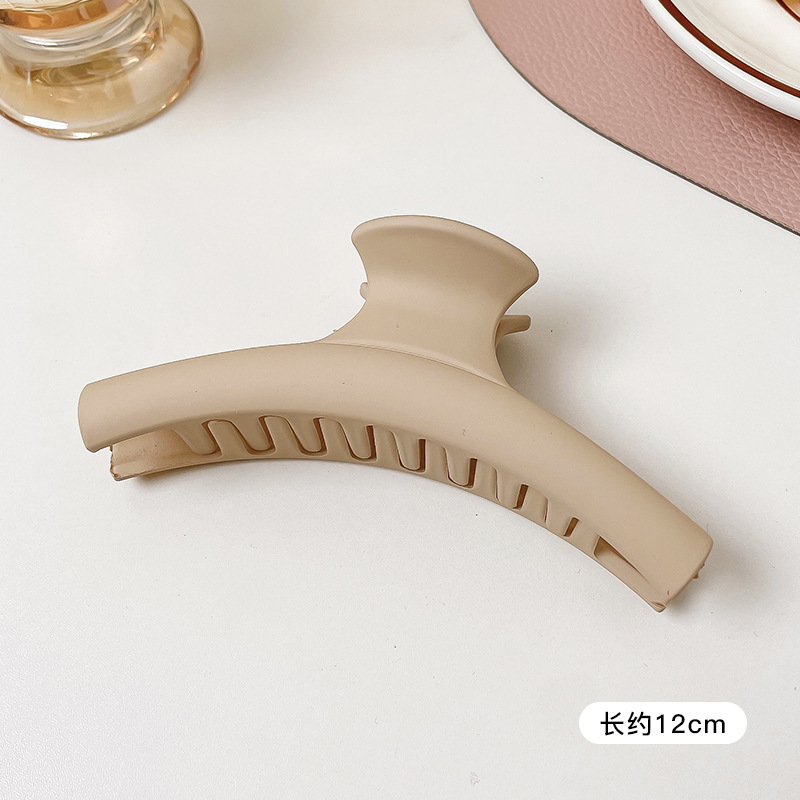 Clip de agarre de color café de Maillard, gran cantidad de cabello de alta calidad, clip grande, elegante, simple coreano, sin dañar el cabello, clip de tiburón, mujer