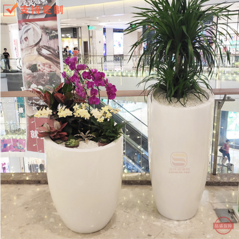FRP inclinada maceta de flores combinada centro comercial hotel café sala de ocio decoración al aire libre vasija de flores