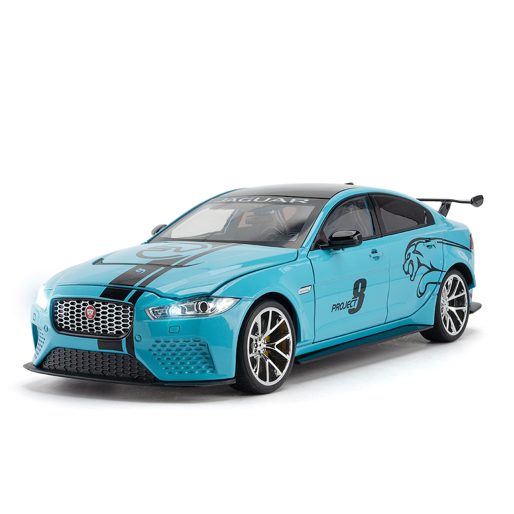 Modelo de coche de aleación Qiyi 1:18 Jaguar XE SVProject coche deportivo con decoración de modelo de sonido de coche de juguete deslizante