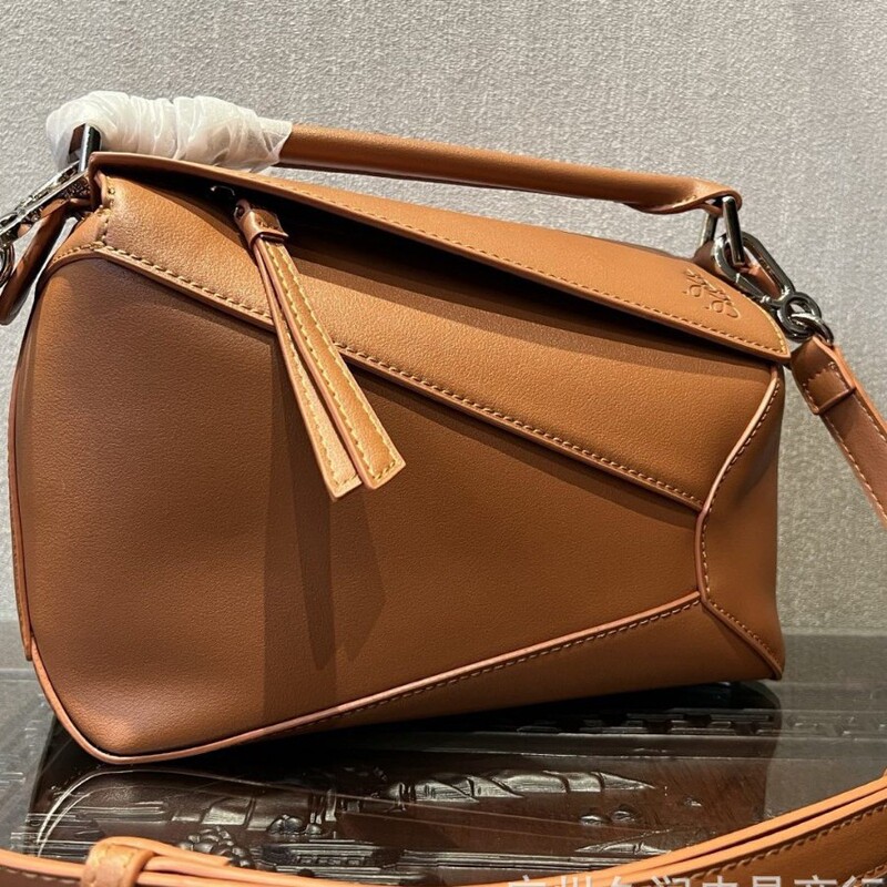 2025 New Genuine Leather High-Quality Puzzle Luojia Geometric Bag Spliced Leather Women's Bag Shoulder Crossbody Handbag 2025 New Genuine Leather High-Quality Puzzle Luojia Geometric Bag Spliced Leather Women's Bag Shoulder Crossbody Handbag