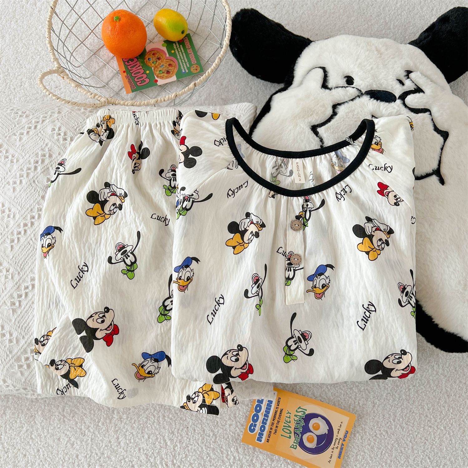 Venta al por mayor transfronteriza verano nuevos pijamas pantalones cortos de manga corta para mujer botones cuello redondo nube algodón lindo dibujos animados impresión de anime