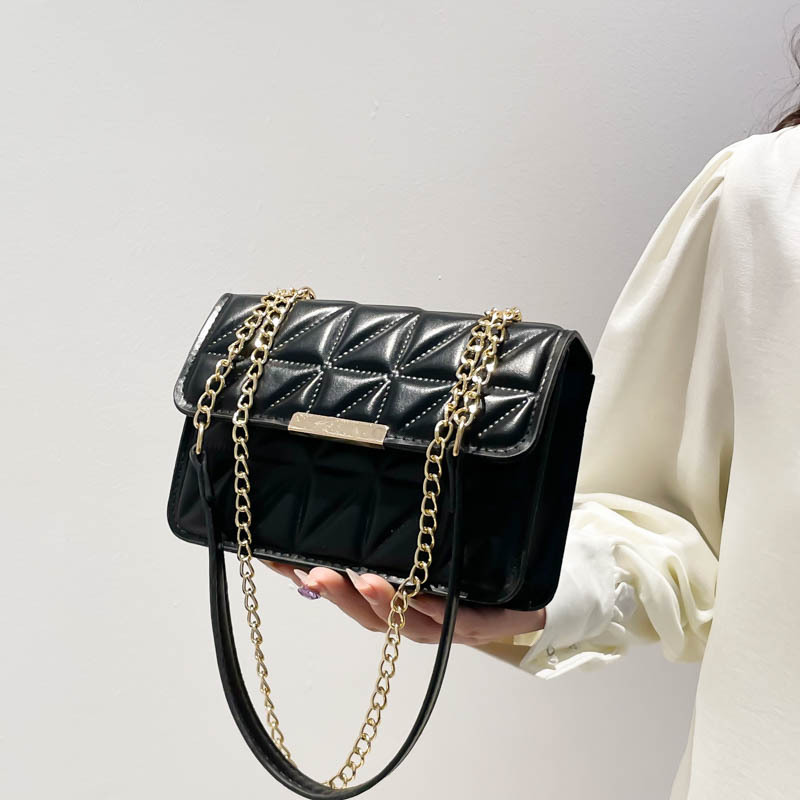 Bolso de diseño de moda francesa para mujer 2025 nuevo bolso diagonal de un solo hombro pequeño bolso cuadrado de cadena de rombo de textura de fragancia pequeña