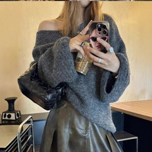 秋冬新品原创女装V领针织衫韩版宽松大码慵懒风纯色软糯毛衣外搭