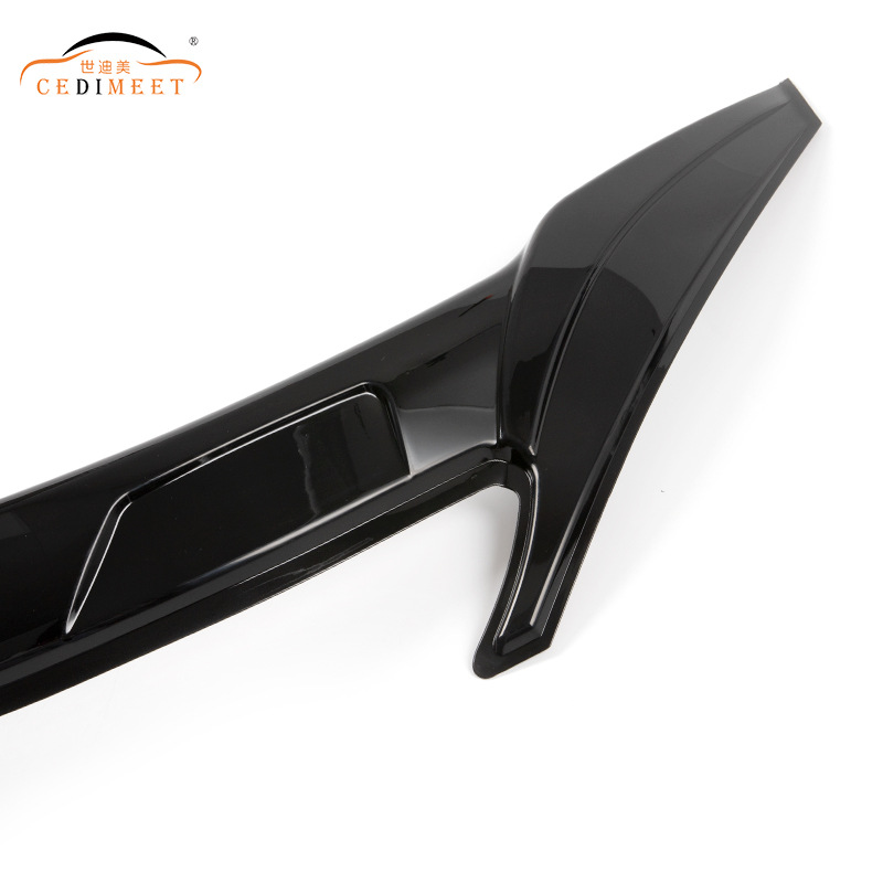 Suitable for CAMRY CAMRY black sand and stone block cover Fender modified off-road car accessories sand block